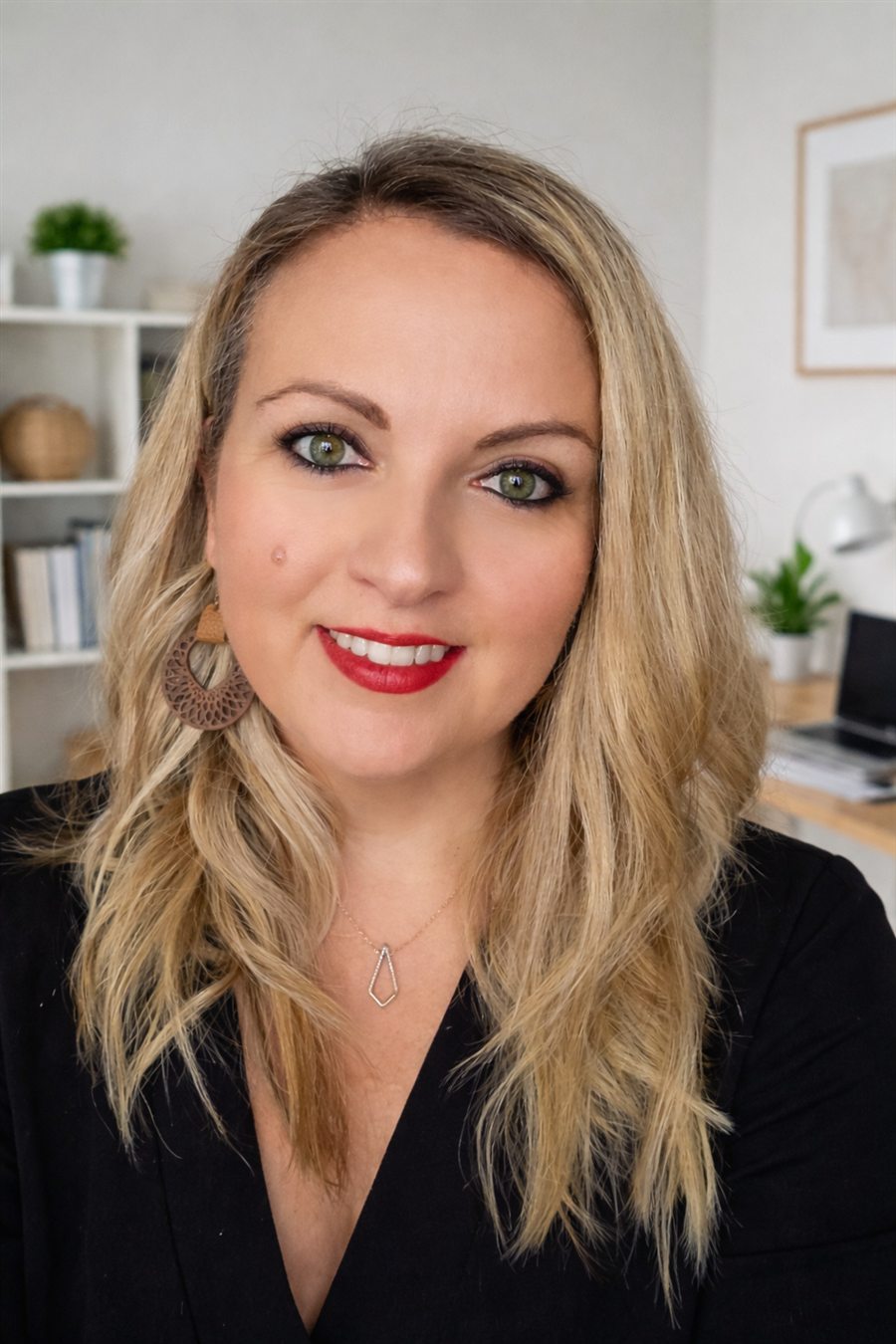 Cindy Moutinho, assistante administrative et digitale indépendante à Yffiniac